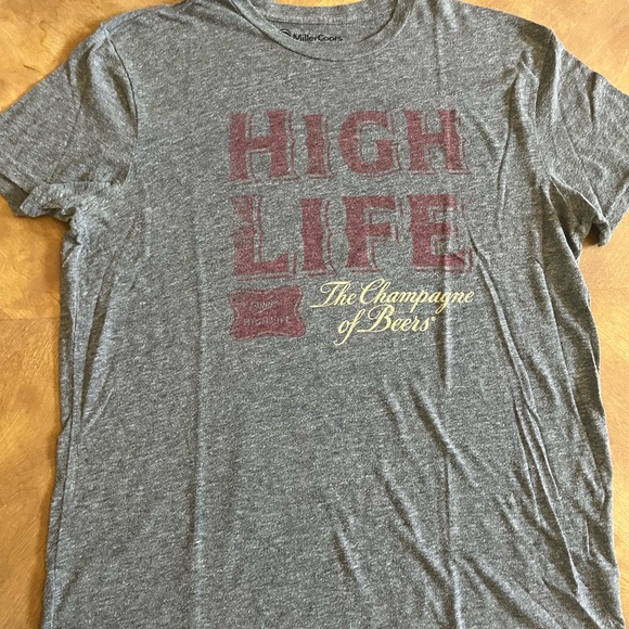 Vintage GAP Miller High Life Graphic Tee – Size XL (2011) - Picture 1 of 9